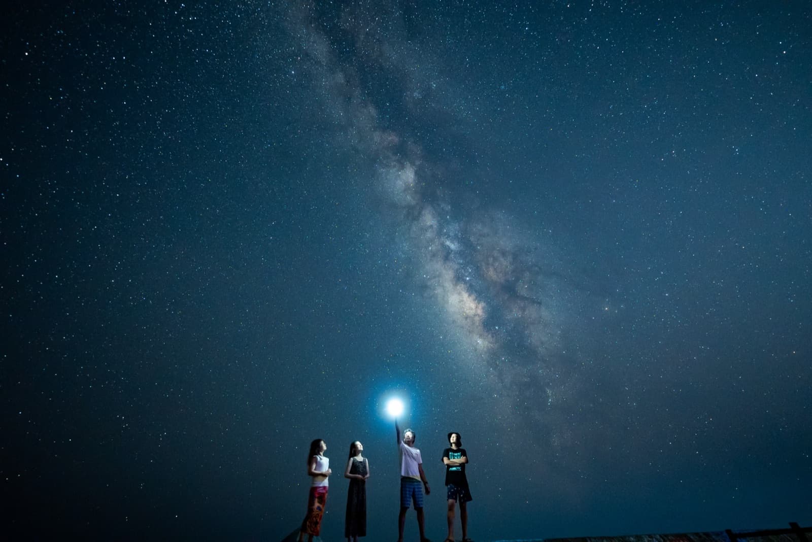 ファミリープラン|宮古島の星空フォト撮影イメージ(2/4)